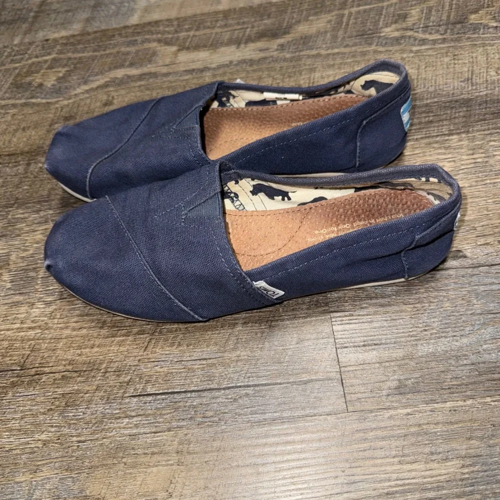 TOMS Alpargata Womens Size 7 Navy Blue Canvas Slip On Shoes Classic Espadrille
